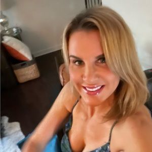 Meet your Posher, Bronwyn